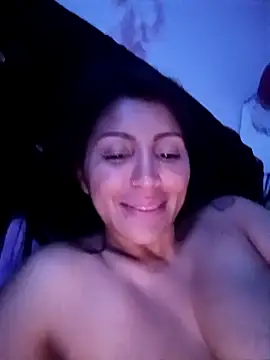 Snapshot of tiffani__love chatting on October 7, 1:26 pm tiffani love online show from October 7, 1:26 pm