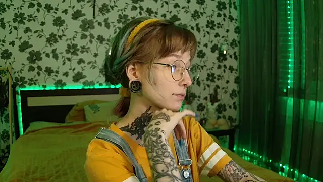 Littlespacemouse online show from October 13, 2:53 pm