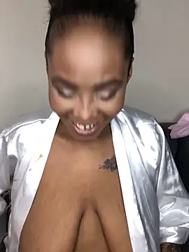 Nicole Liam  online show from December 18, 1:21 am