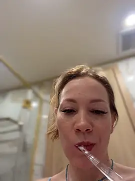 LavenderHot online show from March 13, 1:07 am