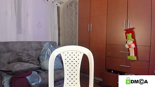 loreth J online show from December 3, 10:56 pm