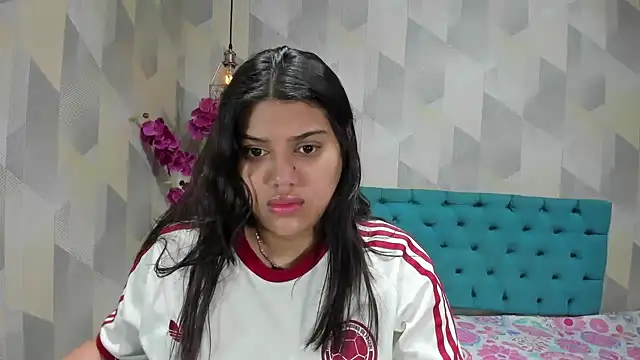 LindaBreeS online show from September 10, 4:45 am