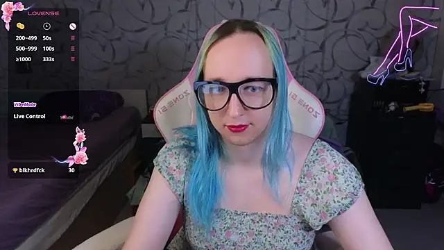 TheTrixy online show from March 31, 7:30 am