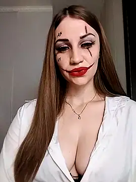 Verka199 online show from October 31, 7:07 pm