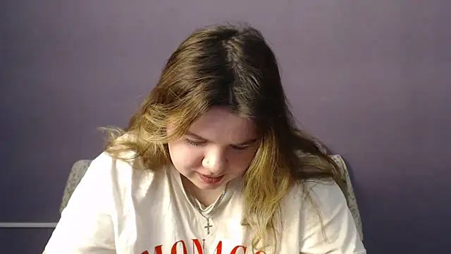 so shy online show from February 25, 8:24 am