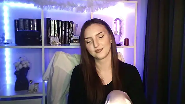 X Alisa online show from January 8, 7:40 pm