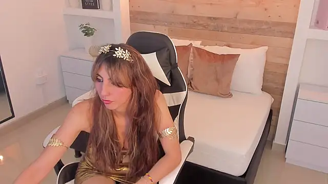 candy summer28 online show from November 1, 8:02 pm