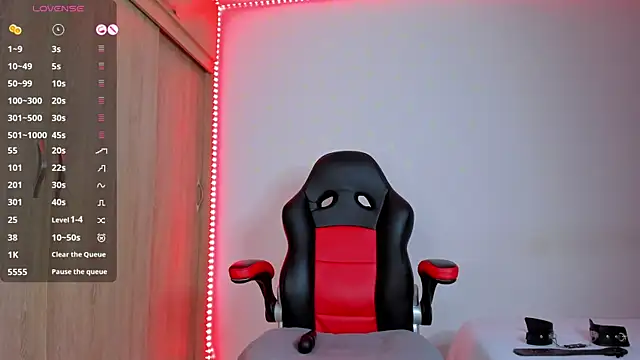 Snapshot of barbiee_ebony chatting on October 30, 6:27 am barbiee ebony online show from October 30, 6:27 am