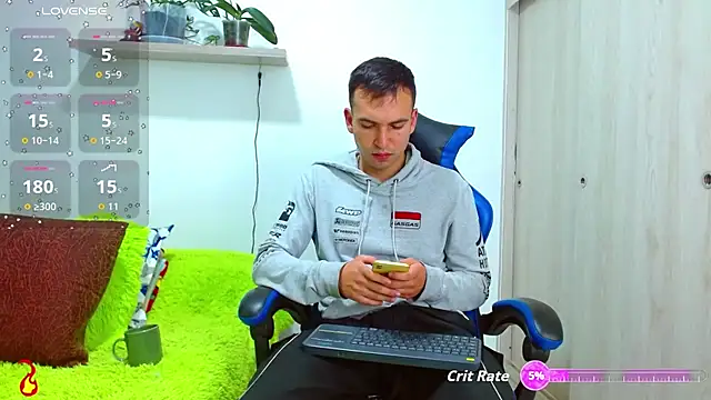 Snapshot of dorian_h_ chatting on September 12, 11:34 pm dorian h online show from September 12, 11:34 pm
