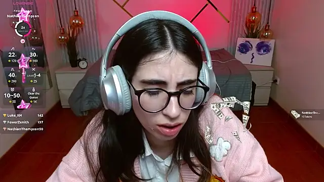 LenaRoses online show from April 21, 1:42 am