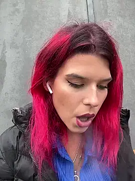 RiriRoseey online show from October 16, 7:11 am