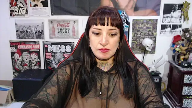 Rollyderolandia666 online show from April 6, 10:22 pm