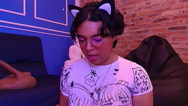 Emmapark  online show from November 27, 7:17 pm