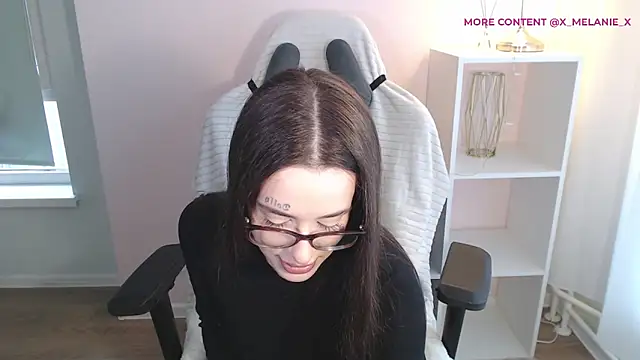 fuckdoll 18 online show from April 5, 1:32 pm