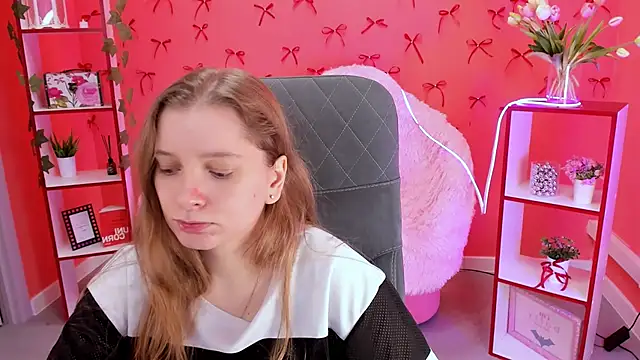 MayaSinabon online show from October 8, 9:24 am