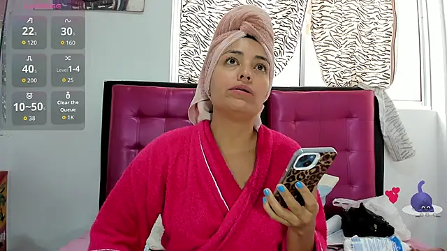 AlanaLars online show from February 13, 9:05 pm