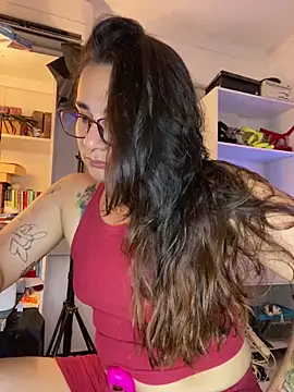 Amarantha 666 online show from April 7, 12:01 am