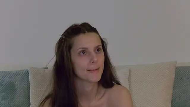 LilyRoselyn online show from January 14, 7:08 pm