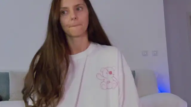 LilyRoselyn online show from October 18, 10:51 am