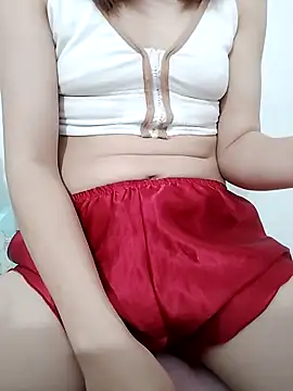 SweetGirl2k2 online show from September 11, 10:54 pm