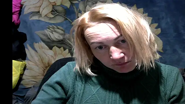 wLESLYMOSw online show from March 22, 7:31 pm