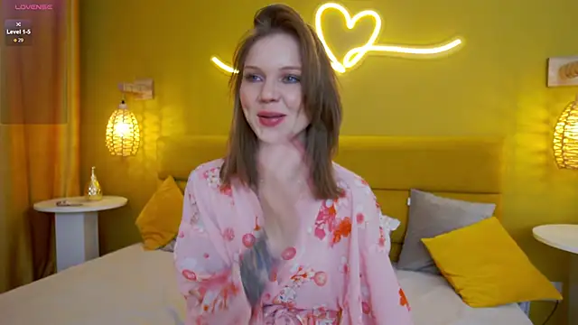 lessysweety online show from January 11, 3:55 am