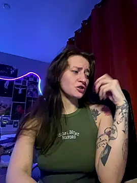 Dooubletroublee online show from December 2, 11:07 pm