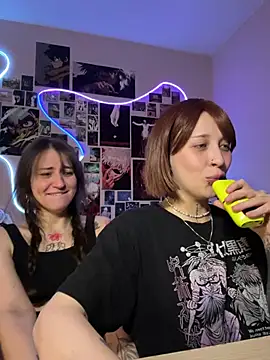 Dooubletroublee online show from February 7, 2:48 am