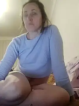 emeli moon online show from December 14, 7:14 am