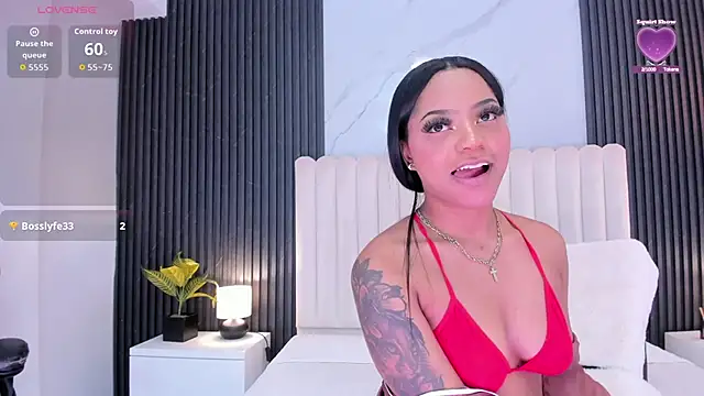 Madiee Rhea online show from February 24, 9:57 pm