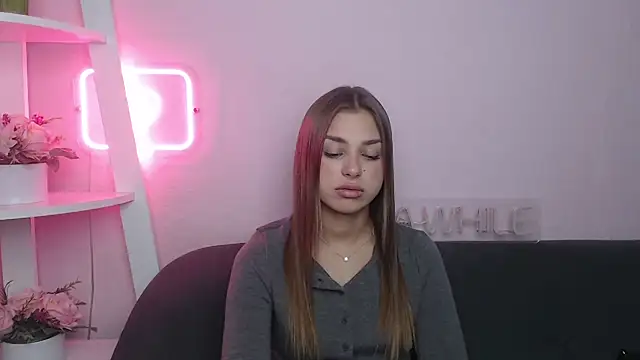 MilanaAngelAs online show from November 25, 8:42 pm