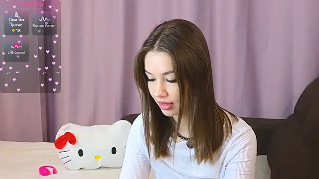 Snapshot of ellie_kramer chatting on September 21, 8:29 pm ellie kramer online show from September 21, 8:29 pm