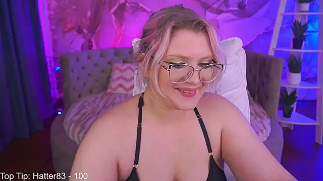 CoolTatis online show from November 24, 7:43 am