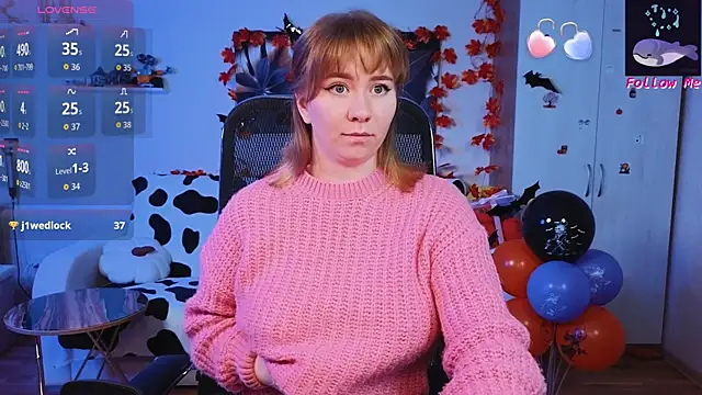 D0nna  online show from November 3, 8:02 pm