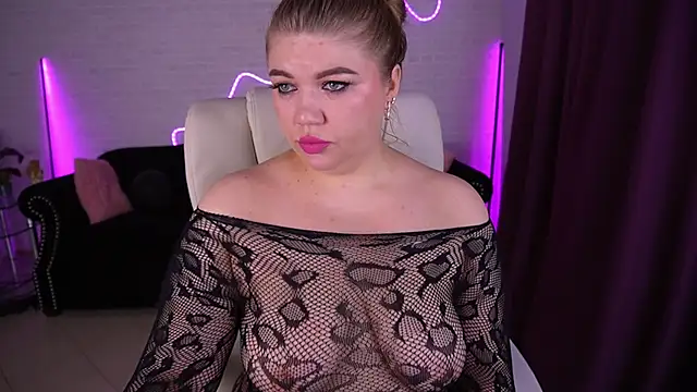 GabbieJay online show from November 10, 2:01 pm