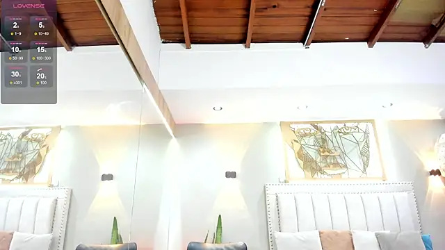  alaiasmile  online show from October 15, 7:38 pm