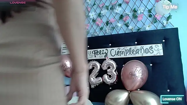 evatits 1 online show from September 21, 1:21 pm