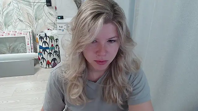 Snapshot of MelissaXKinky chatting on October 3, 2:49 am MelissaXKinky online show from October 3, 2:49 am