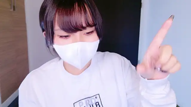 senachinnn online show from November 2, 9:45 am