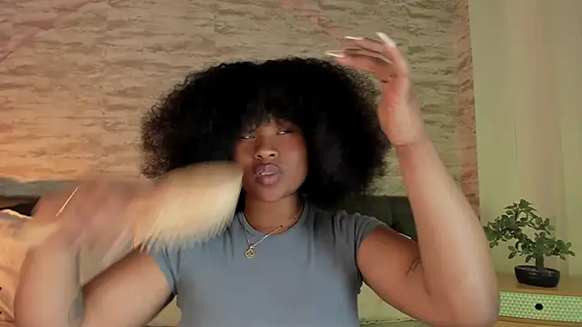 Anneth  M online show from September 23, 7:34 pm