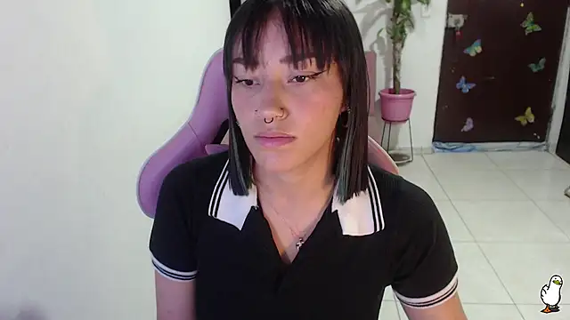 littleangel1 m online show from April 23, 8:44 pm