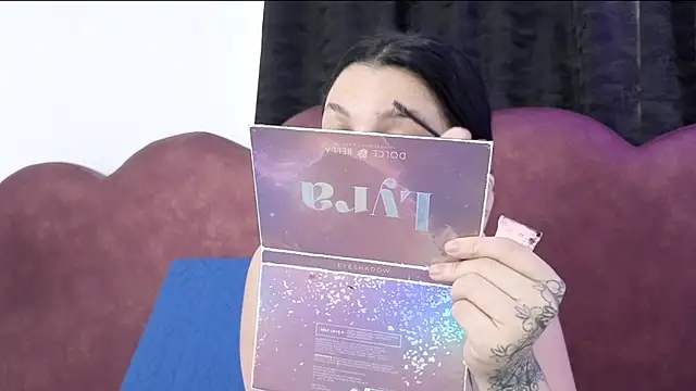 sophy rock online show from April 11, 2:21 pm