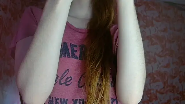 strawberrysmoothie online show from May 25, 7:02 pm