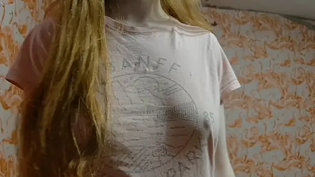 strawberrysmoothie online show from November 22, 3:42 am