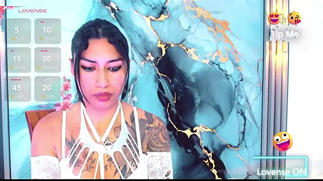 khiara moretti online show from January 19, 12:12 pm