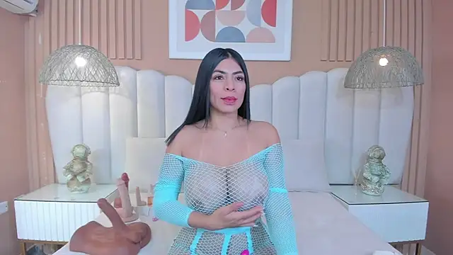 Sara Vanegas online show from March 1, 11:10 am