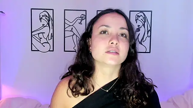 Megan Rodrigo online show from October 5, 7:08 pm