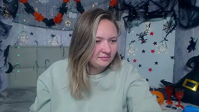 SallyVerda online show from October 24, 5:53 pm