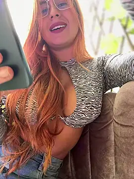 Amber Martins  online show from January 14, 9:31 pm