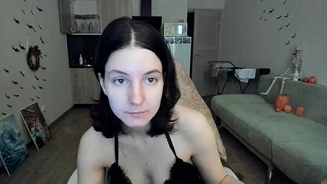 Snapshot of Miss_Ophelia chatting on October 6, 12:33 pm Miss Ophelia online show from October 6, 12:33 pm
